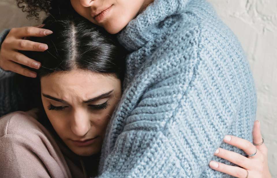 How to help teenagers manage difficult emotions?