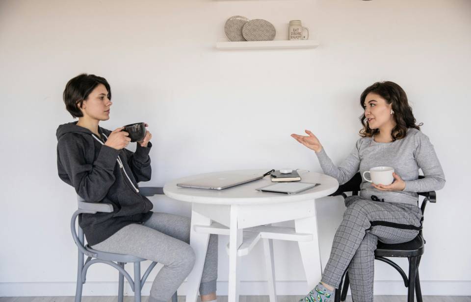 طرق للتعامل مع الأشخاص غير الناضجين عاطفيًا